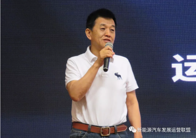绿狗租车范永跃:探索中的共享汽车 运营模式及未来发(图1) 绿狗租车范永跃:探索中的共享汽车 运营模式及未来发(图1)