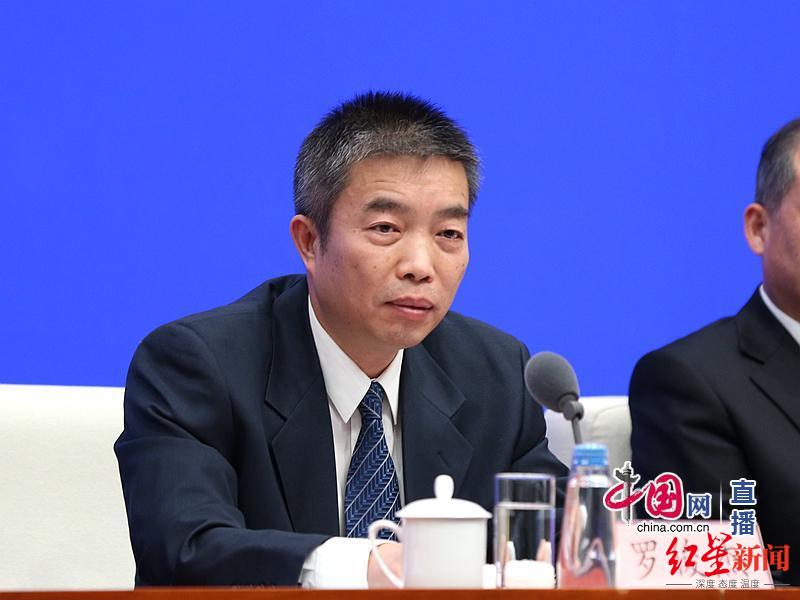 工信部:将启动公共领域车辆全面电动化试点城市申报(图1) 工信部:将启动公共领域车辆全面电动化试点城市申报(图1)